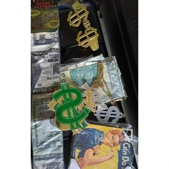 MARKETING DOLLARS ROOM ROLL SCENE SETTER AND PLUS - Picture 6 of 7